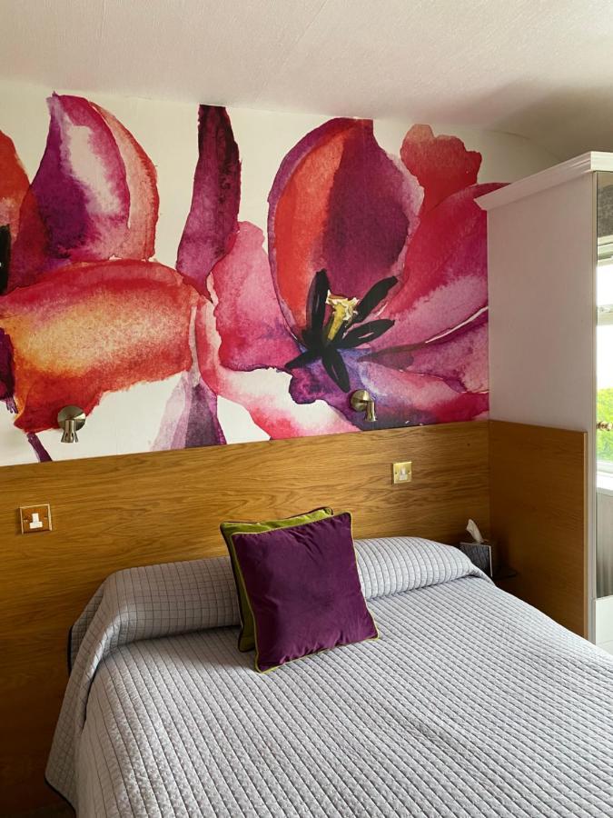 Park Manor Hotel Скарбъро Екстериор снимка