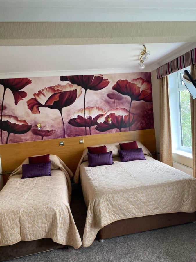 Park Manor Hotel Скарбъро Екстериор снимка