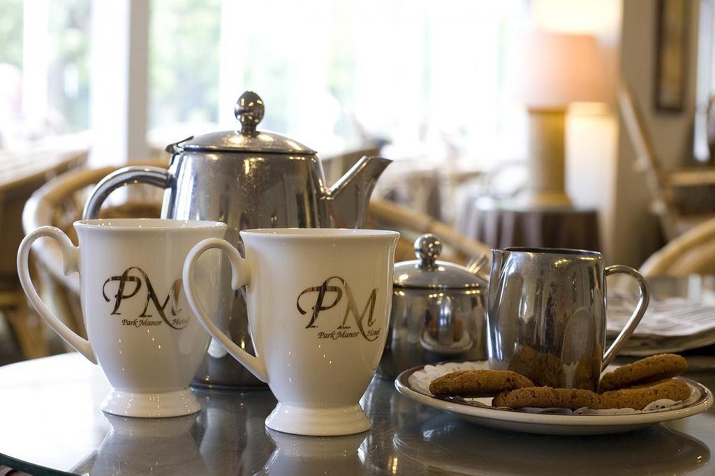 Park Manor Hotel Скарбъро Екстериор снимка